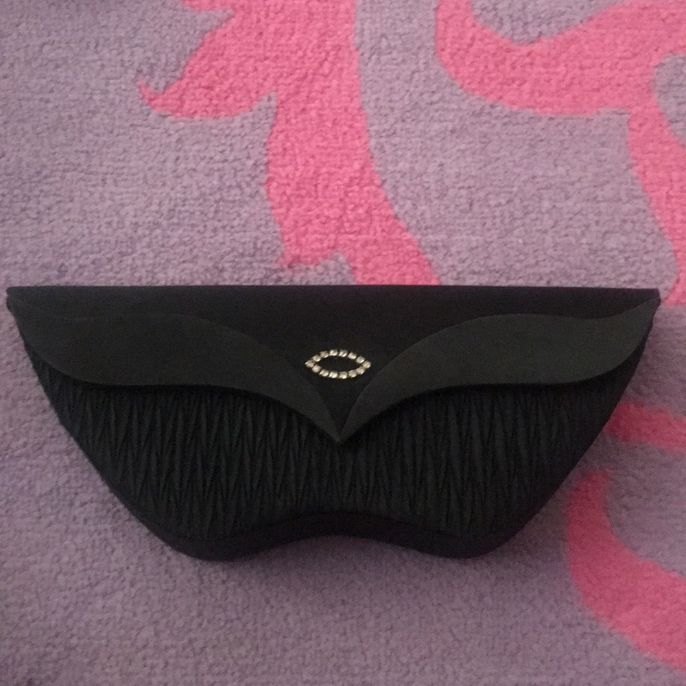 Lips Clutch